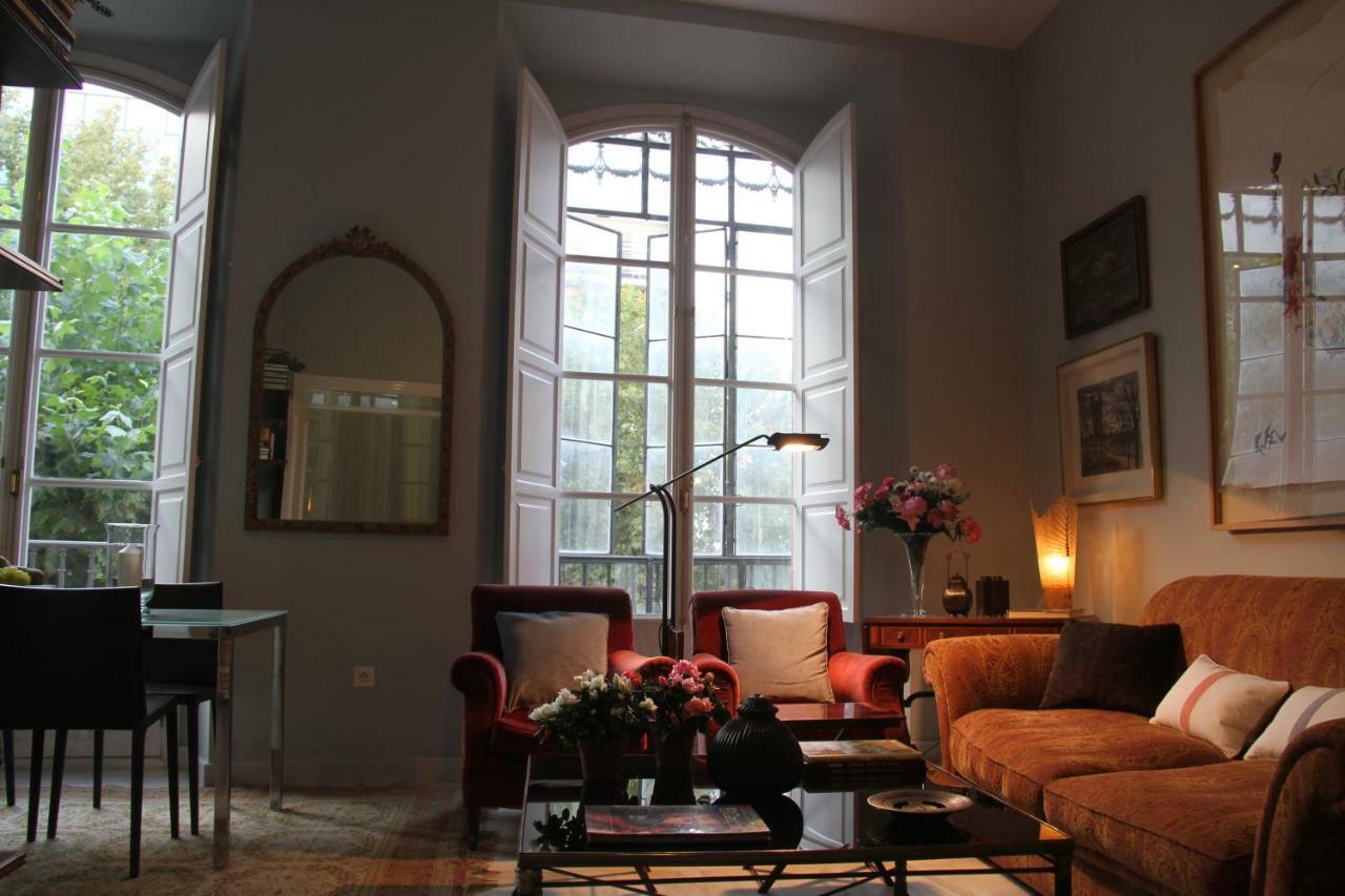 Luxurious 2 Bedroom Flat In A Historic Building Sevilha Exterior foto