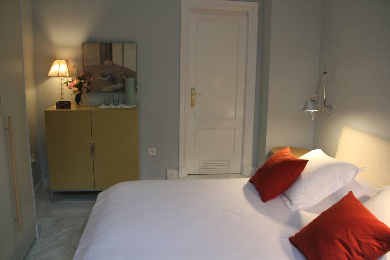 Luxurious 2 Bedroom Flat In A Historic Building Sevilha Exterior foto